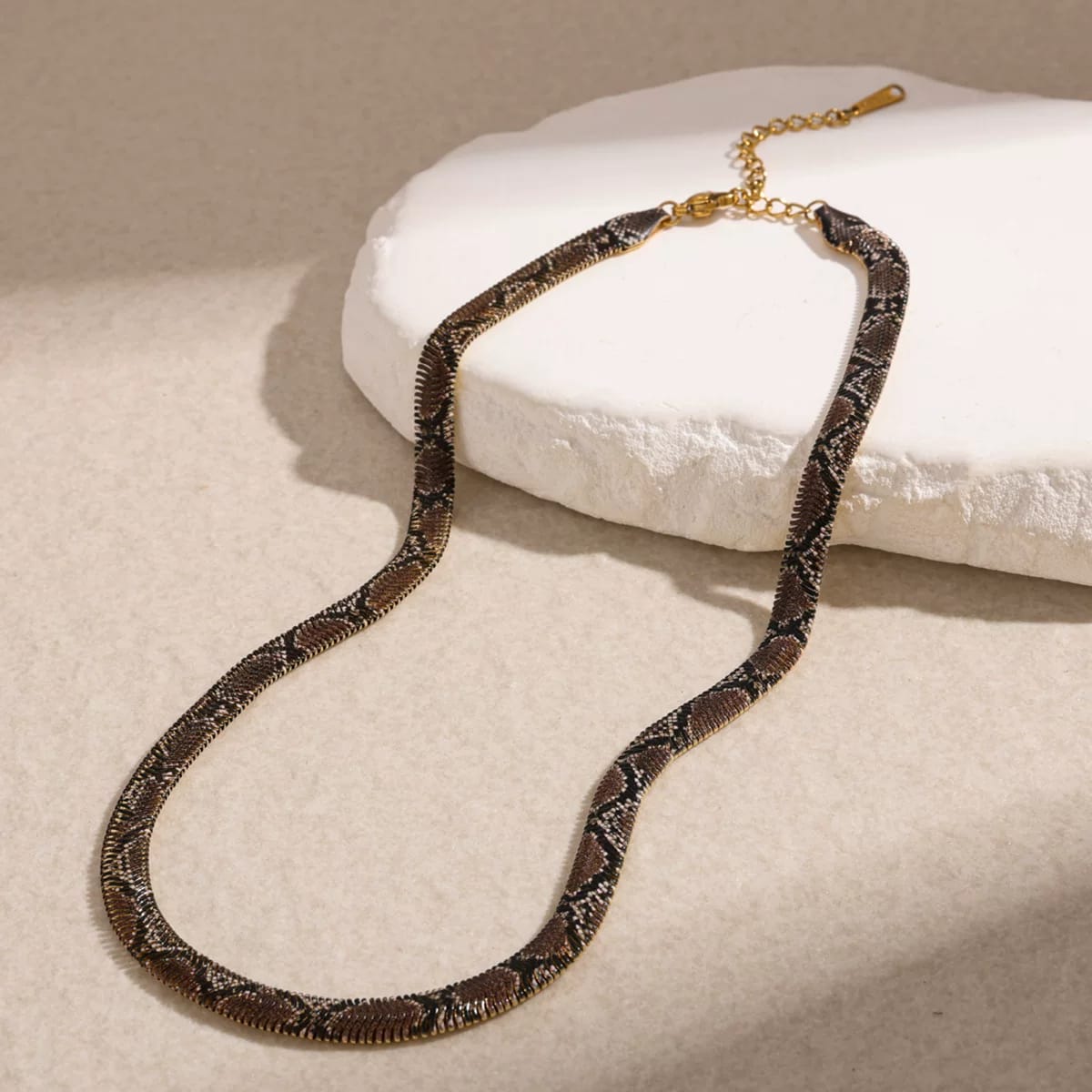 Vintage Snake Pattern Beaded Collar Necklace – Bold Statement Jewelry